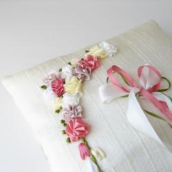floral ring pillow   