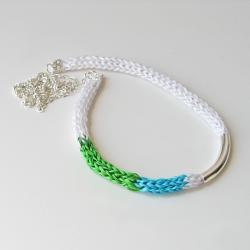 color blocked necklace